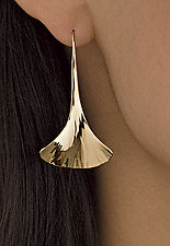 EAR 8
